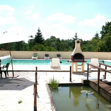 Bonabri Vacances Clothing Optional * Blanzaguet-Saint-Cybard